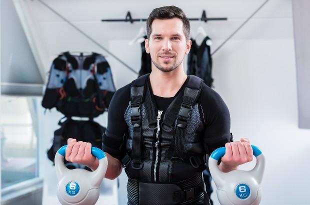 Reward: 1Μ MIHA BODYTEC –  Γυμναστήριο Golden Clubs Τρίπολη